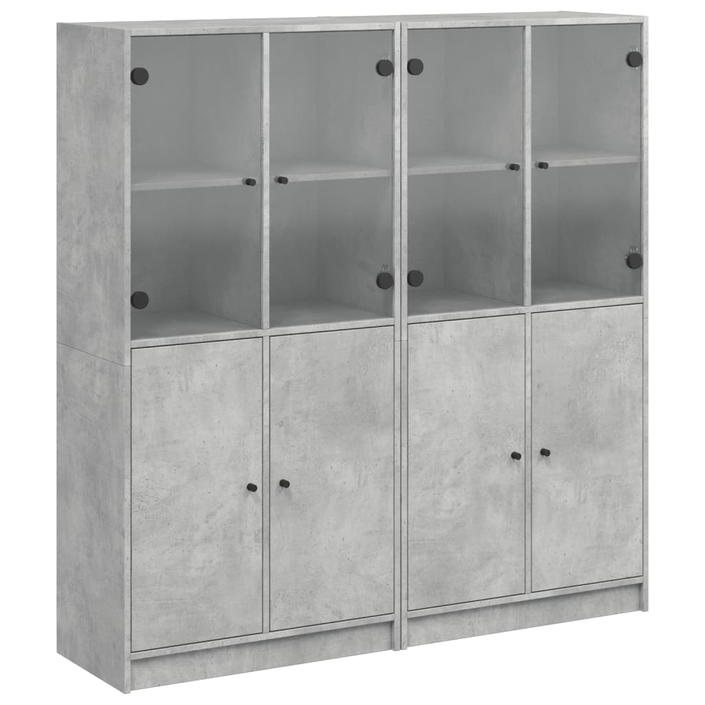 Bokhylle med dører betonggrå 136x37x142 cm konstruert tre