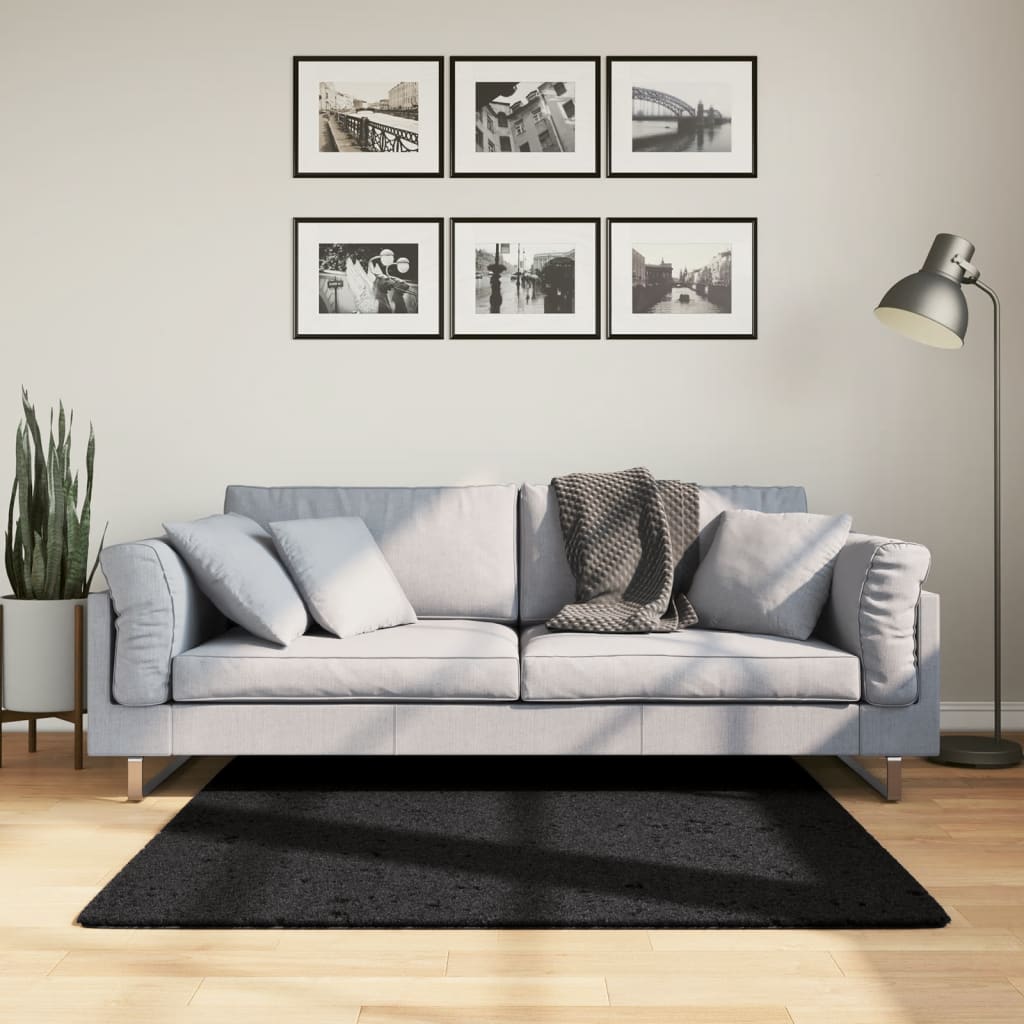 Teppe OVIEDO kort luv svart 120x120 cm