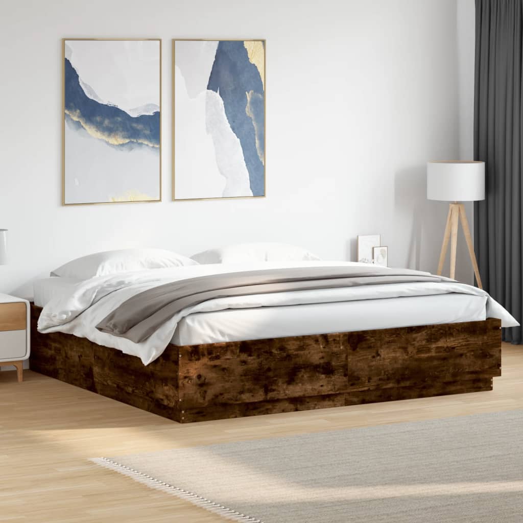 Sengeramme med LED-lys røkt eik 200x200 cm konstruert tre