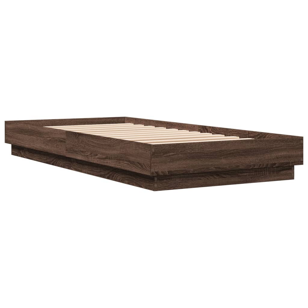 Sengeramme med LED-lys brun eik 100x200 cm