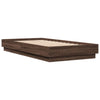 Sengeramme med LED-lys brun eik 75x190 cm