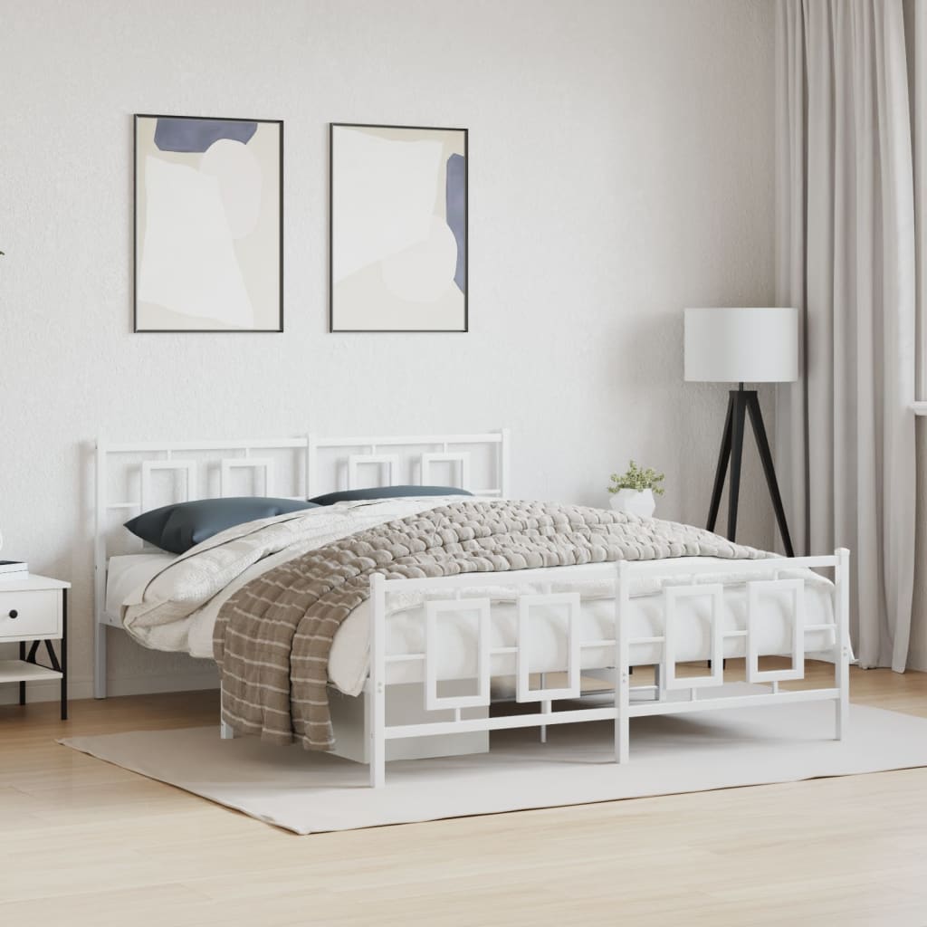 Sengeramme i metall med hode- og fotgavl hvit 150x200 cm