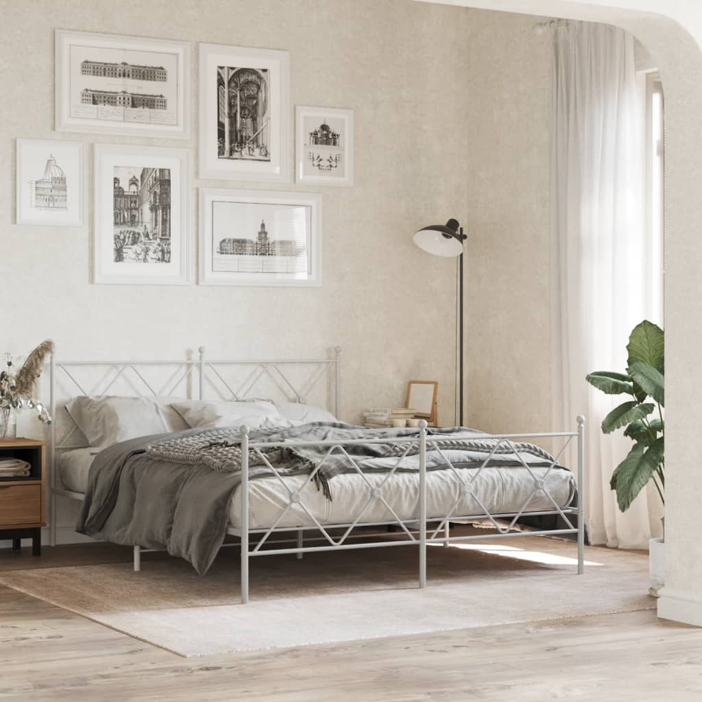 Utskiftbar sengegavl i metall hvit 150 cm