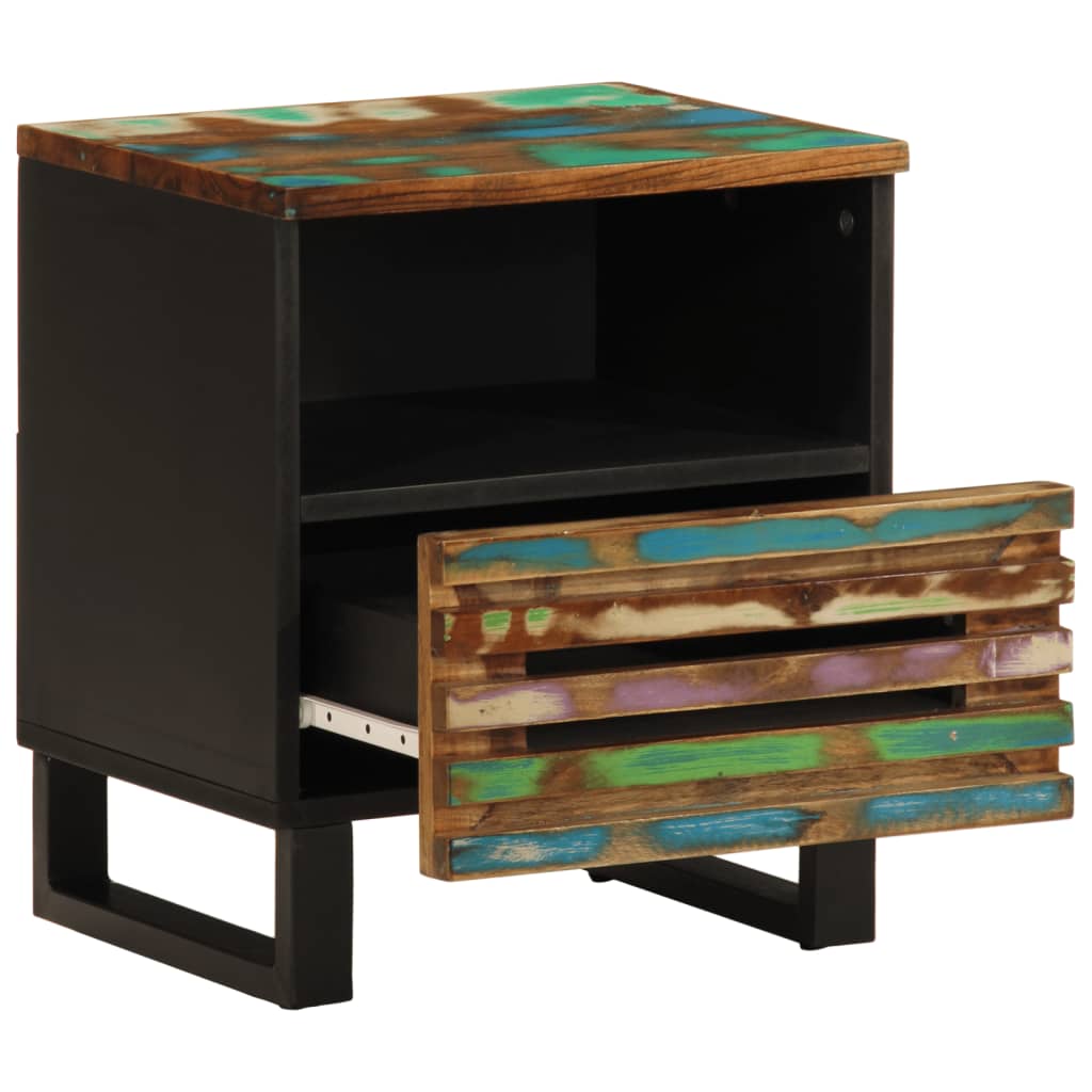 Nattbord 40x34x46 cm gjenvunnet heltre