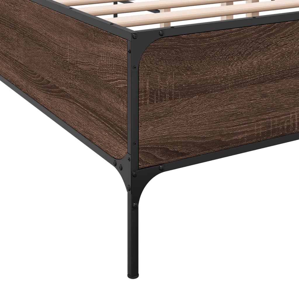 Sengeramme brun eik 200x200 cm konstruert tre og metall
