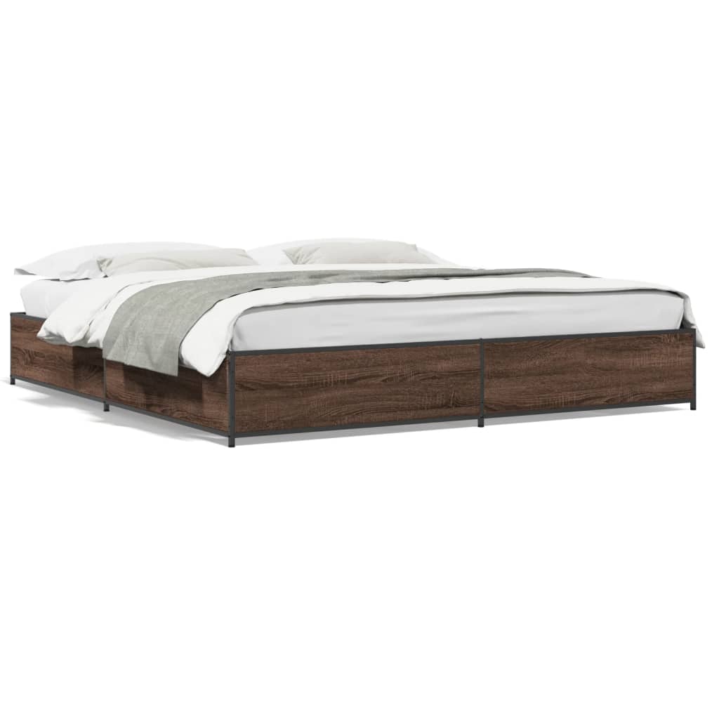 Sengeramme brun eik 200x200 cm konstruert tre og metall