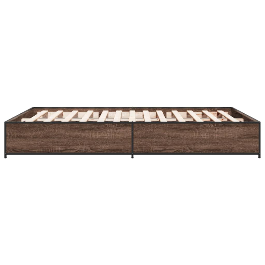Sengeramme brun eik 140x190 cm konstruert tre og metall