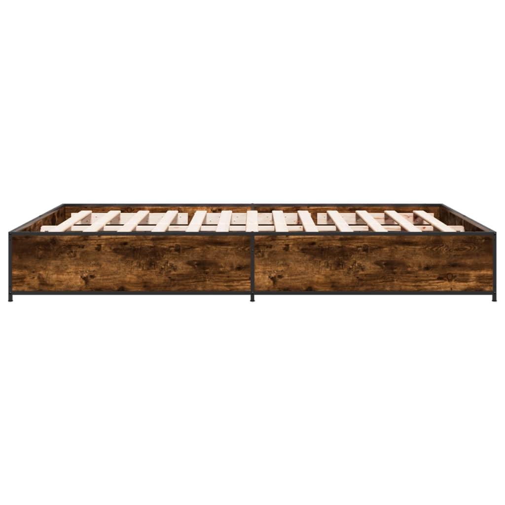 Sengeramme røkt eik 135x190 cm konstruert tre og metall