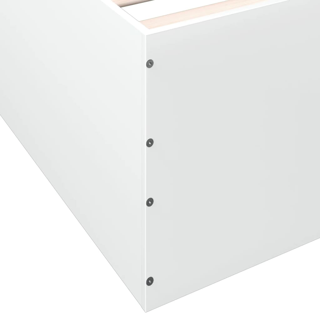 Sengeramme hvit 140x200 cm konstruert tre