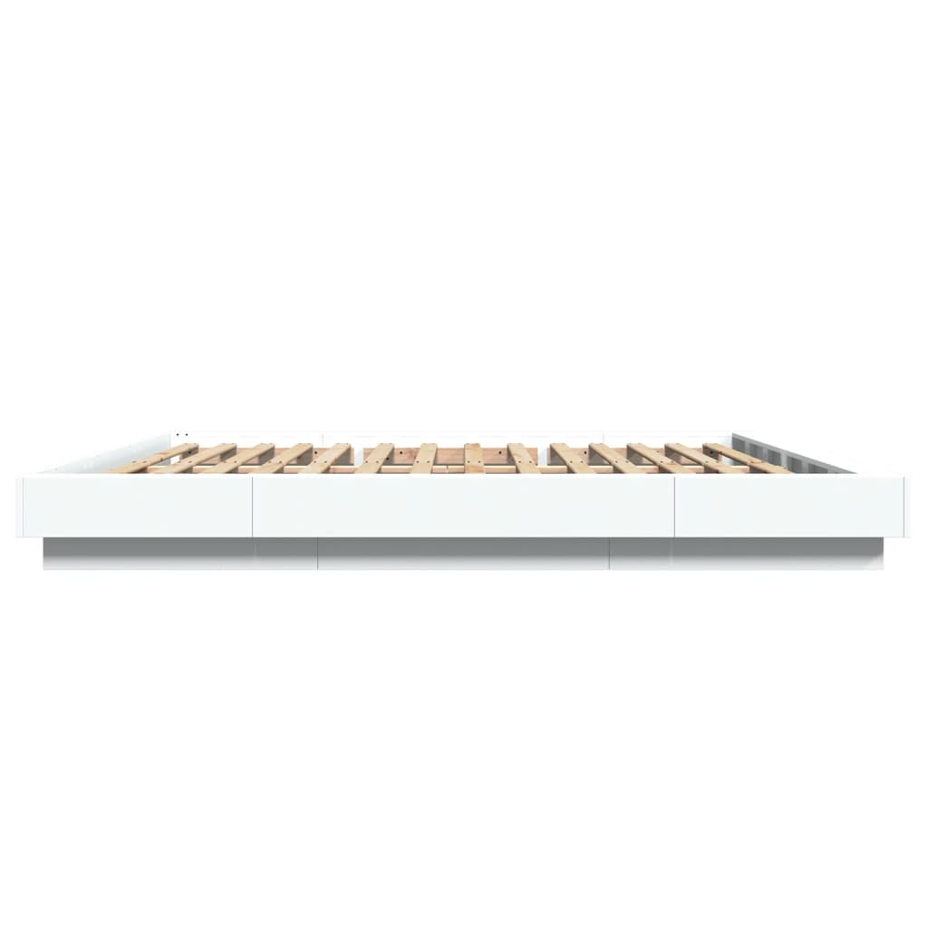 Sengeramme hvit 200x200 cm konstruert tre