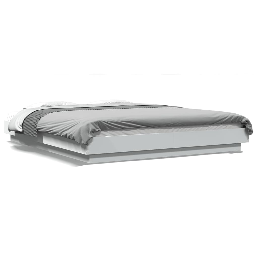 Sengeramme hvit 150x200 cm konstruert tre