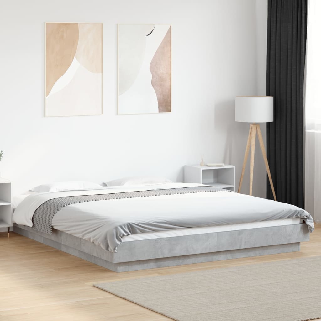 Sengeramme betonggrå 150x200 cm konstruert tre