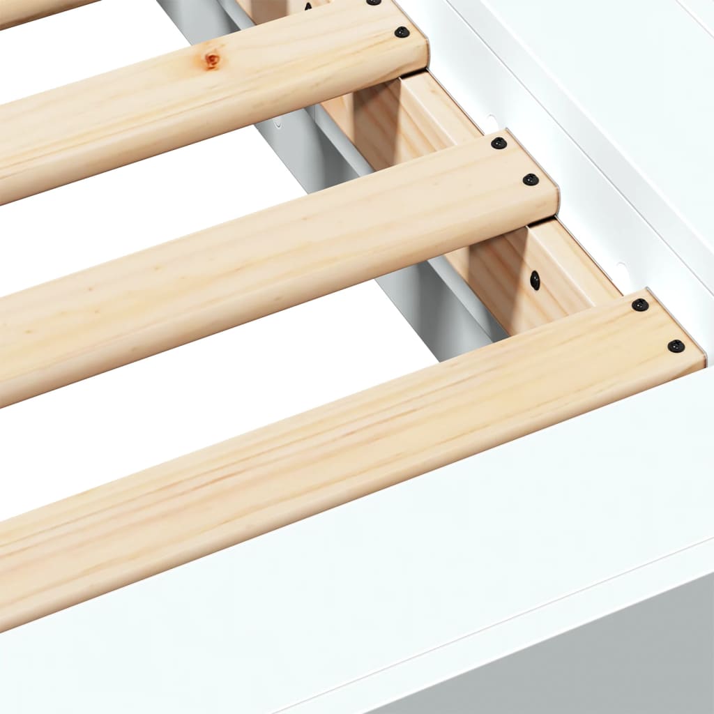 Sengeramme hvit 140x190 cm konstruert tre