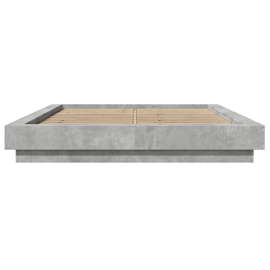 Sengeramme betonggrå 135x190 cm konstruert tre