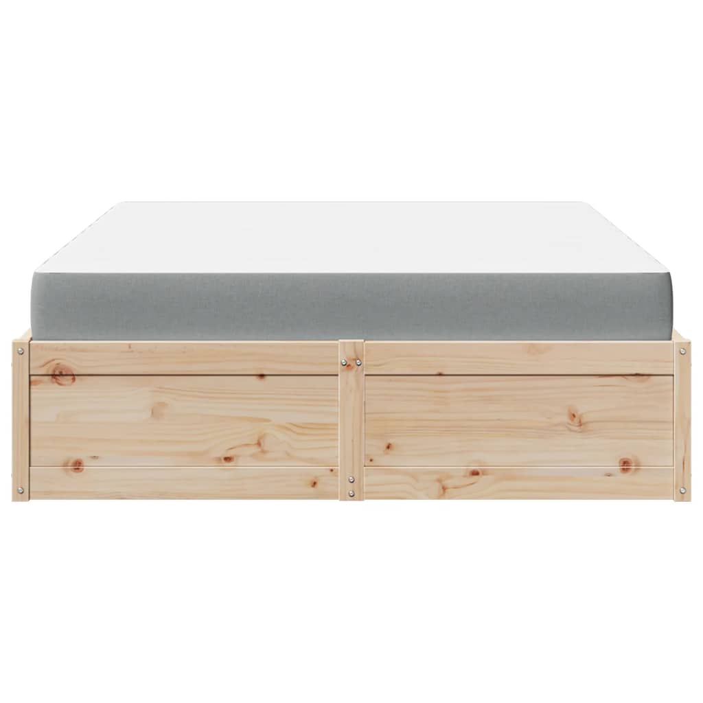 Seng med madrass 140x200 cm heltre furu