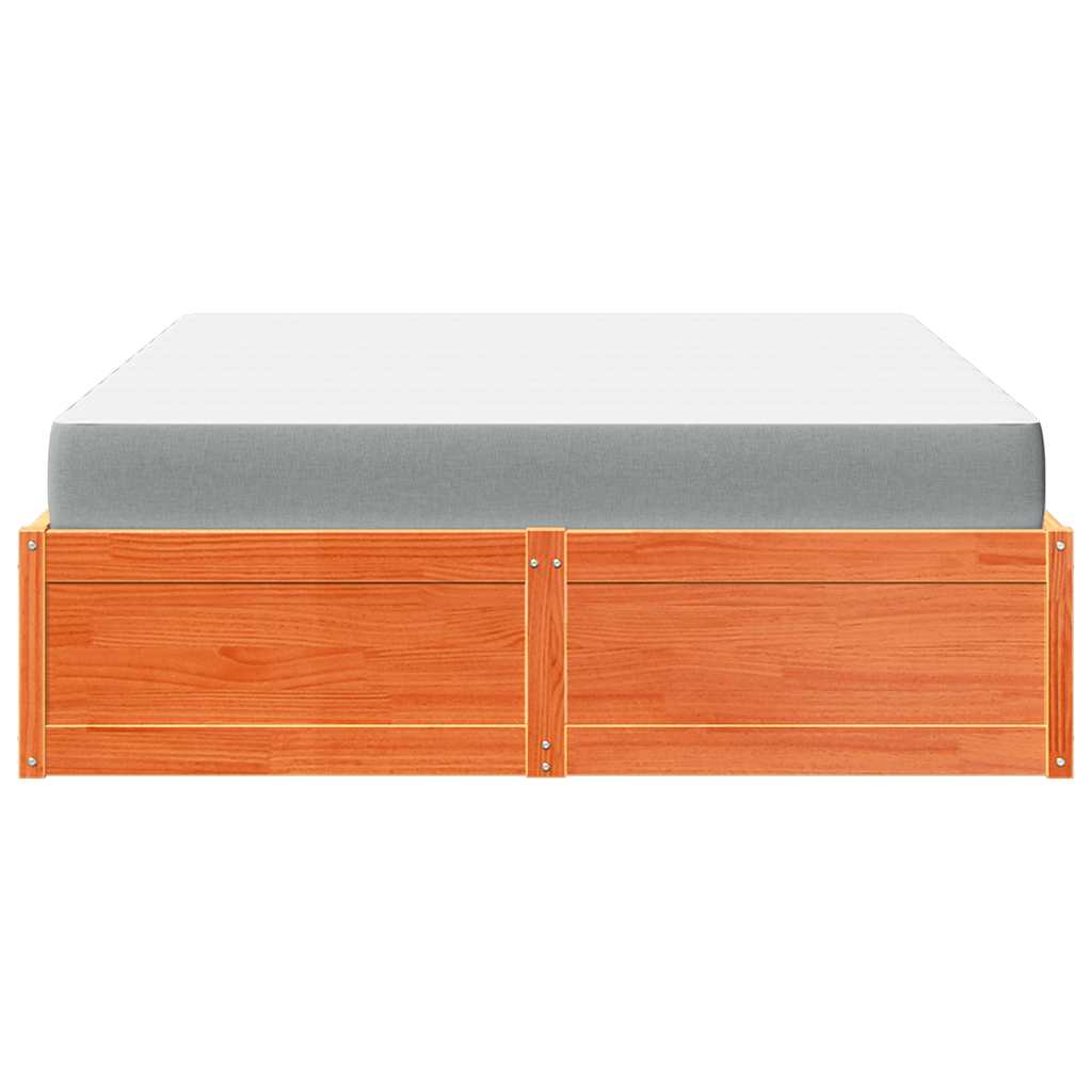 Seng med madrass voksbrun 140x200 cm heltre furu