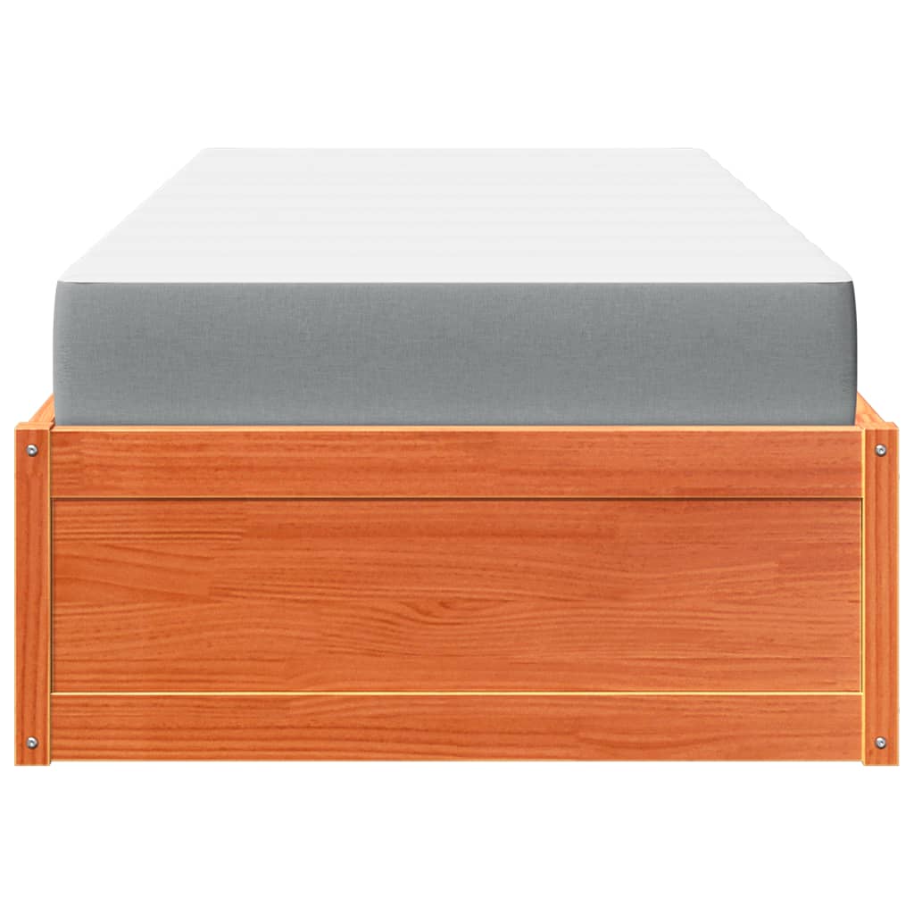 Seng med madrass voksbrun 90x190 cm heltre furu