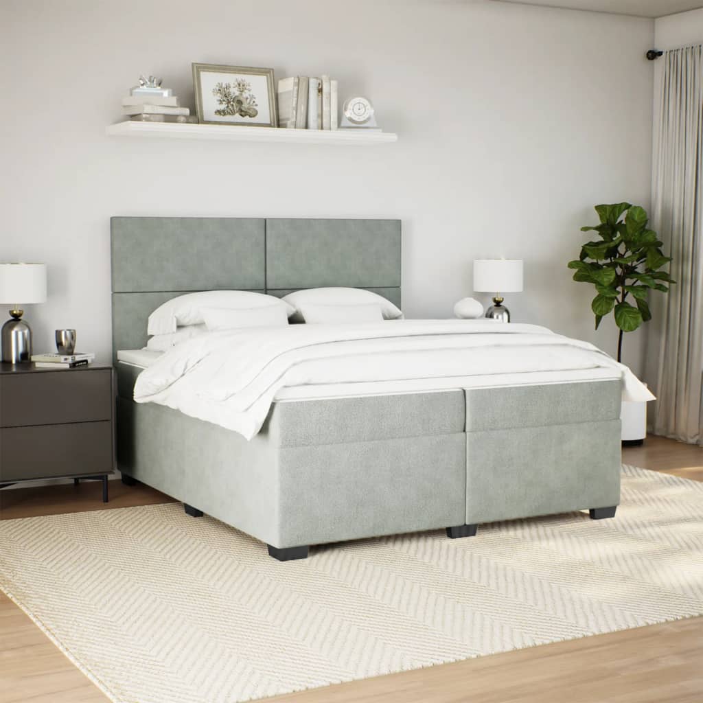 Seng med madrass boksfjær lysegrå 200x200 cm fløyel