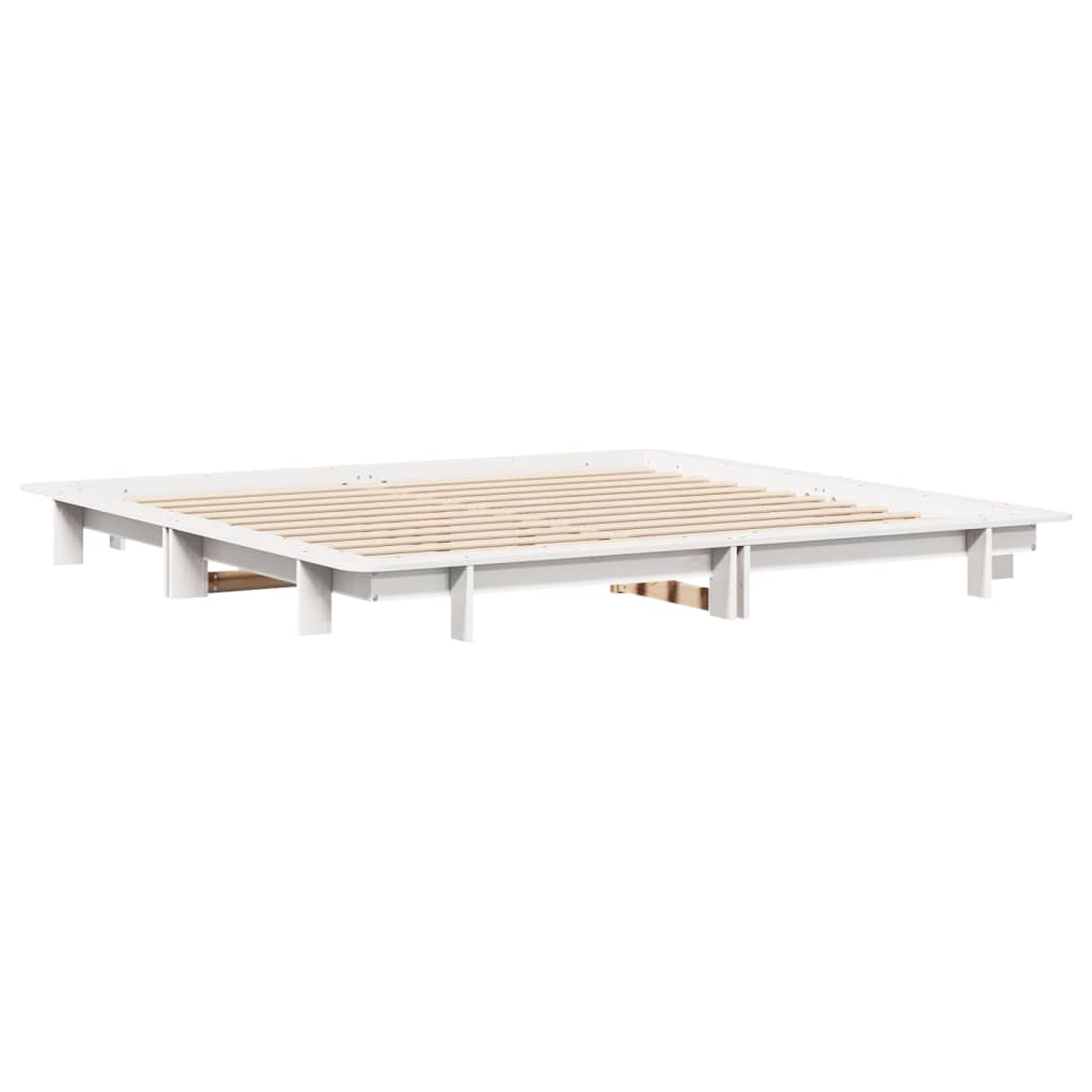 Sengeramme med madrass hvit 200x200 cm heltre furu