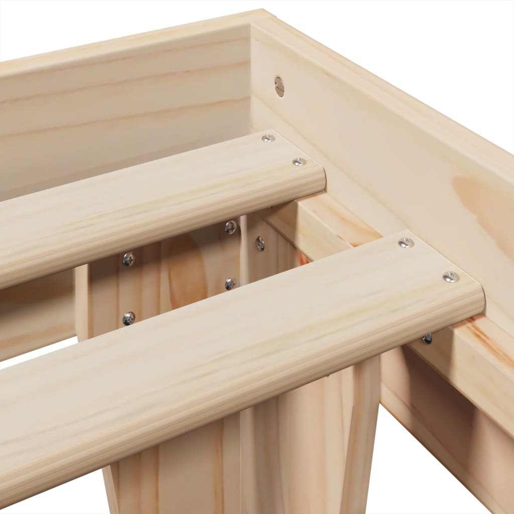 Sengeramme med madrass 200x200 cm heltre furu