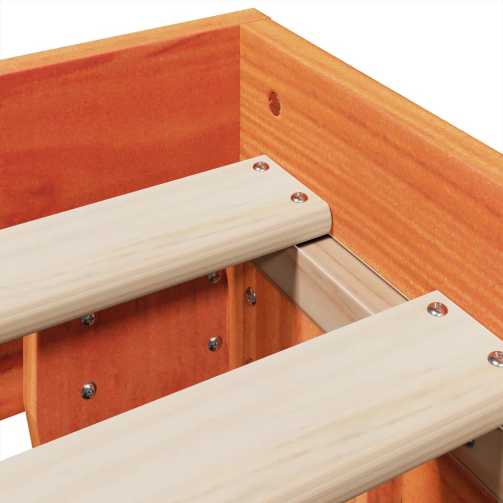 Sengeramme uten madrass brun 135x190 cm heltre furu