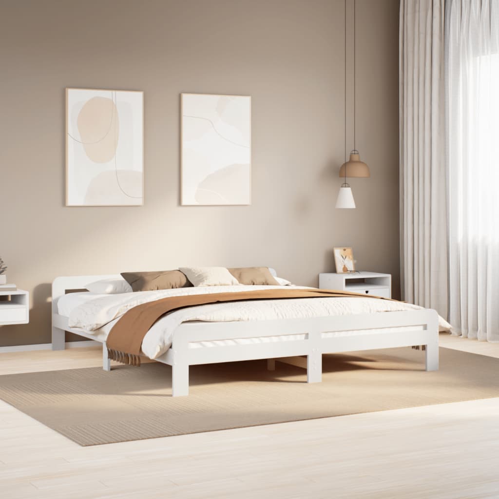 Sengeramme med madrass hvit 200x200 cm heltre furu