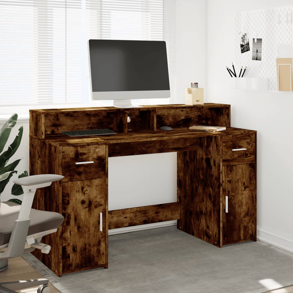 Skrivebord med LED-lys røkt eik 140x55x91 cm konstruert tre