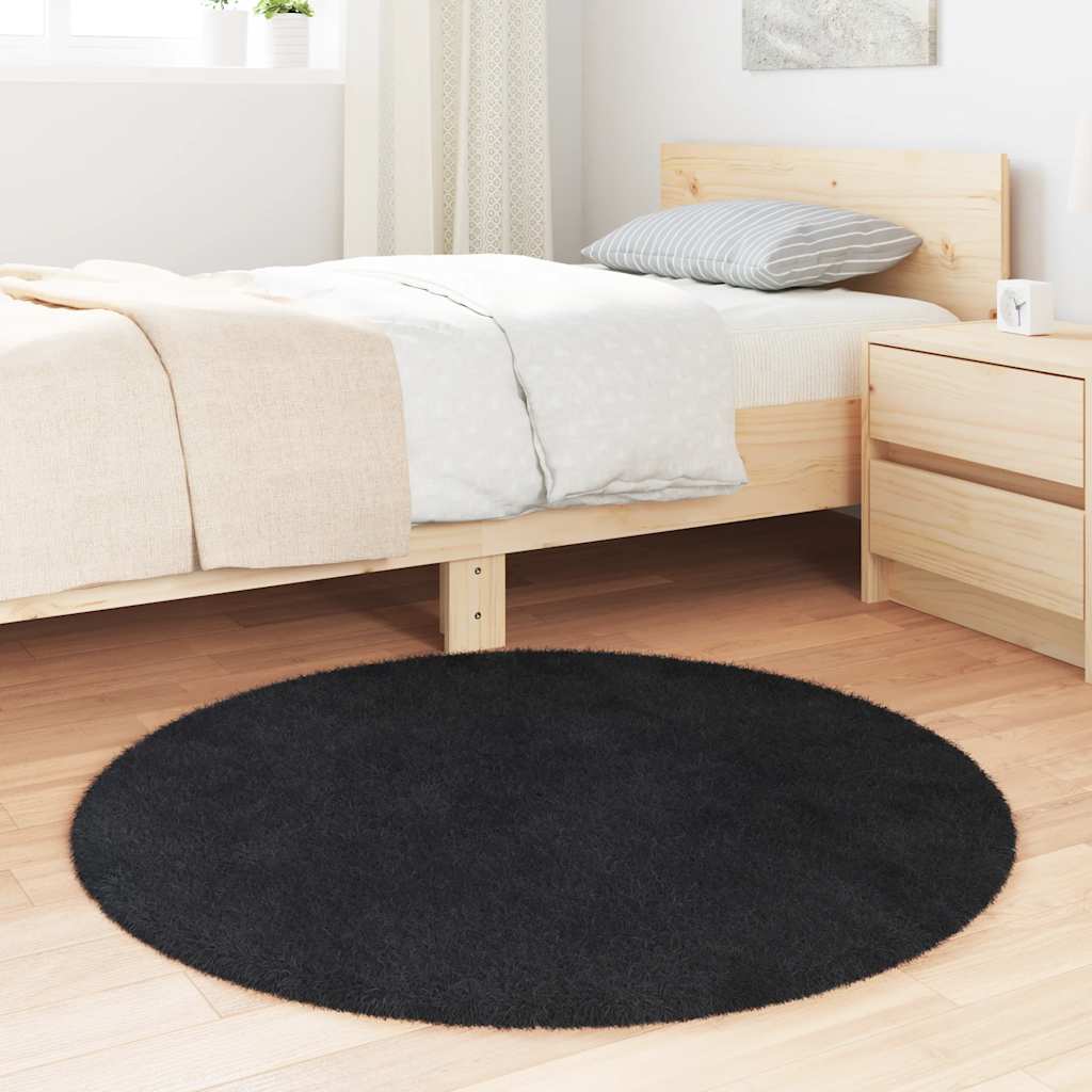 Flossteppe med lang luv NAVARRA svart 100x100 cm polyester
