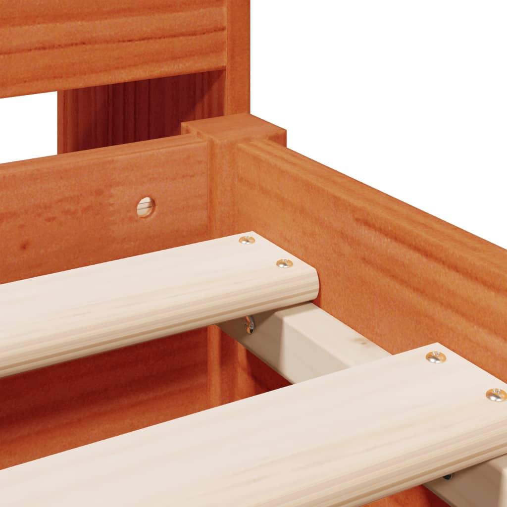 Seng med bokhylle uten madrass voksbrun 140x200 cm heltre furu