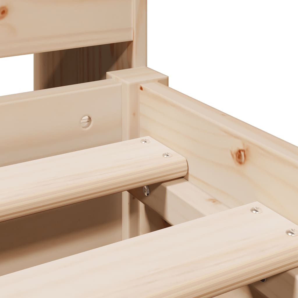 Seng med bokhylle uten madrass 140x190 cm heltre furu