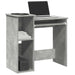 Skrivebord med hyller betonggrå 84x40x78 cm konstruert tre
