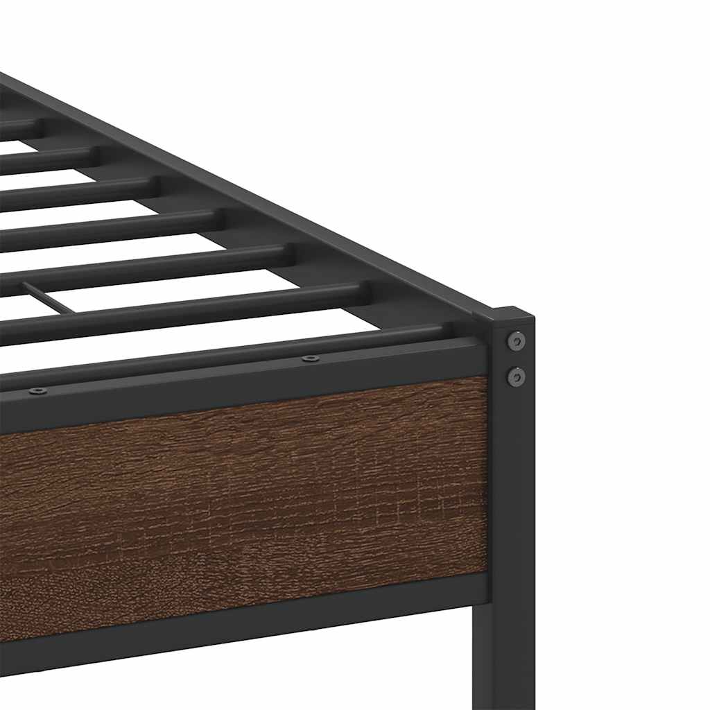 Sengeramme uten madrass brun eik 150x200 cm konstruert tre