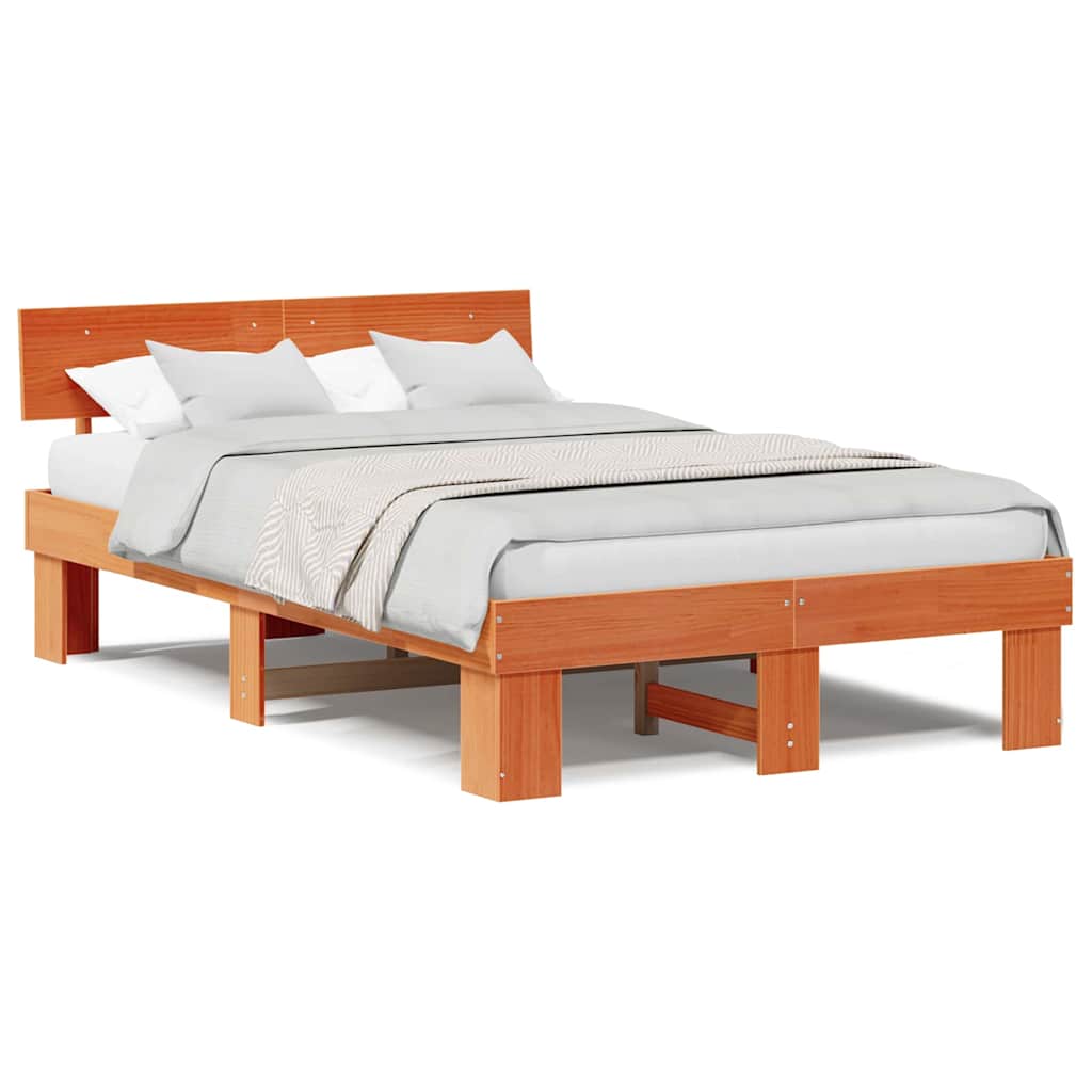 Sengestamme med hodegjerde Voksbrun 135 x 190 cm Heltre furu