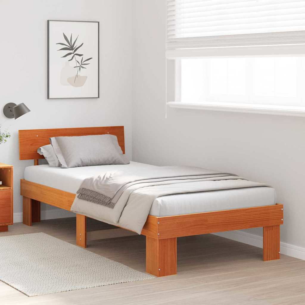 Sengestamme med hodegjerde Voksbrun 90 x 190 cm Heltre furu