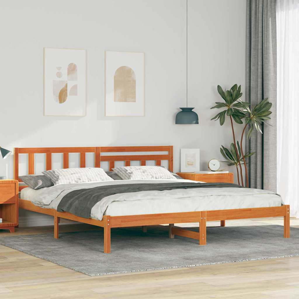 Sengestamme med hodegjerde Voksbrun 200 x 200 cm Heltre furu
