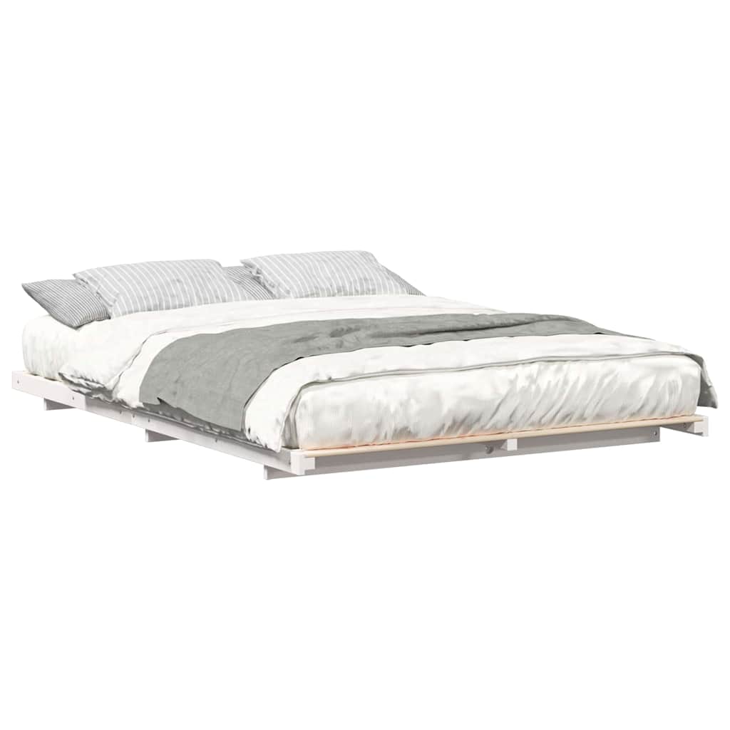 Gulvbedramme Hvit 140 x 200 cm Heltre furu