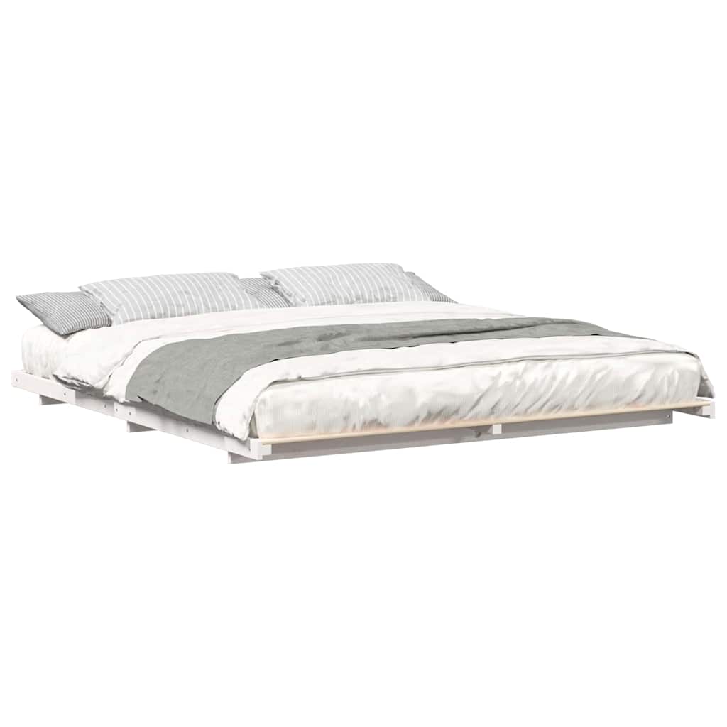 Gulvbedramme Hvit 180 x 210 cm Heltre furu