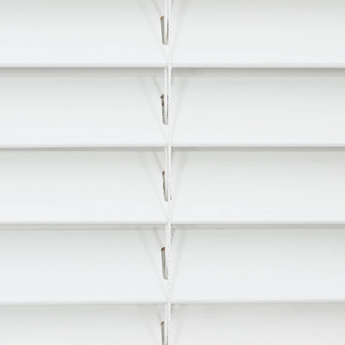 Venetiansk persienne Hvit 105 x 130 cm 35 mm