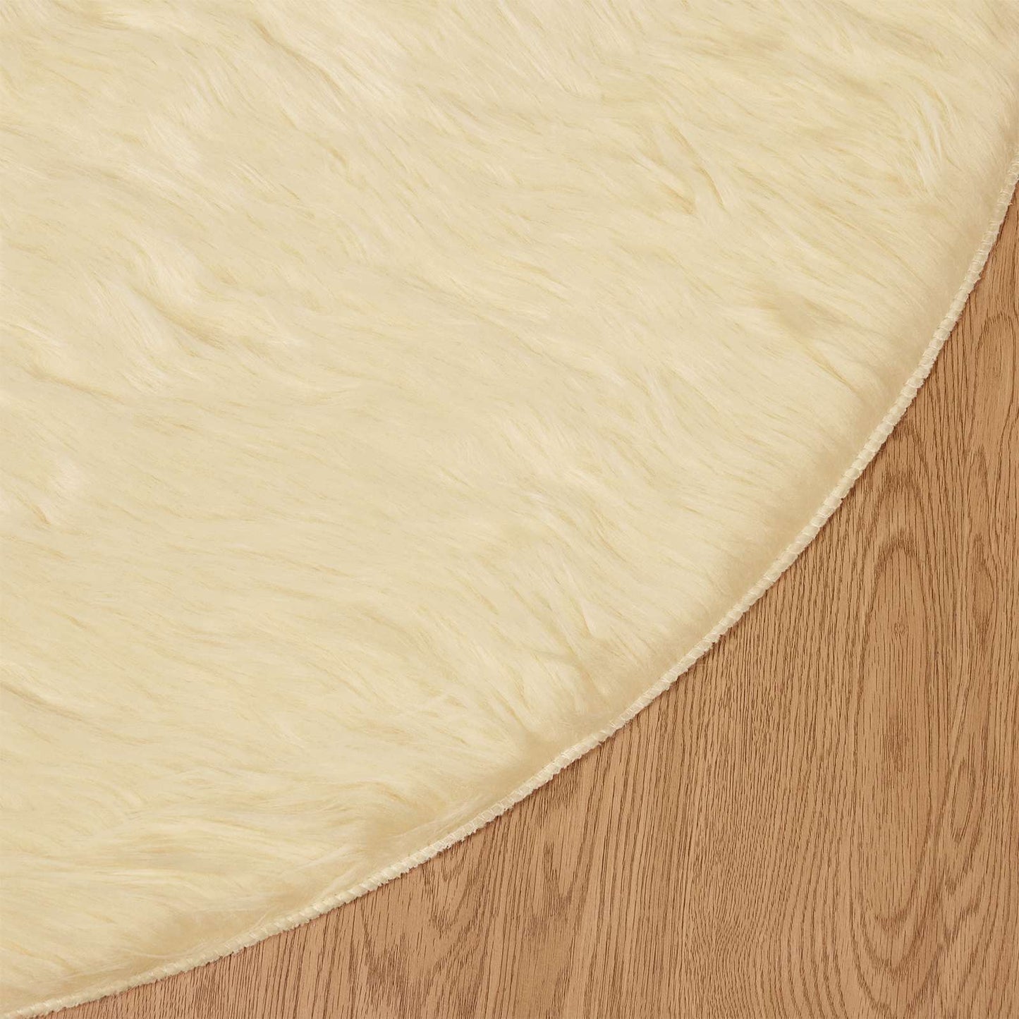Fusk saueskinnteppe TAFALLA Krem Ø 80 cm Polyester