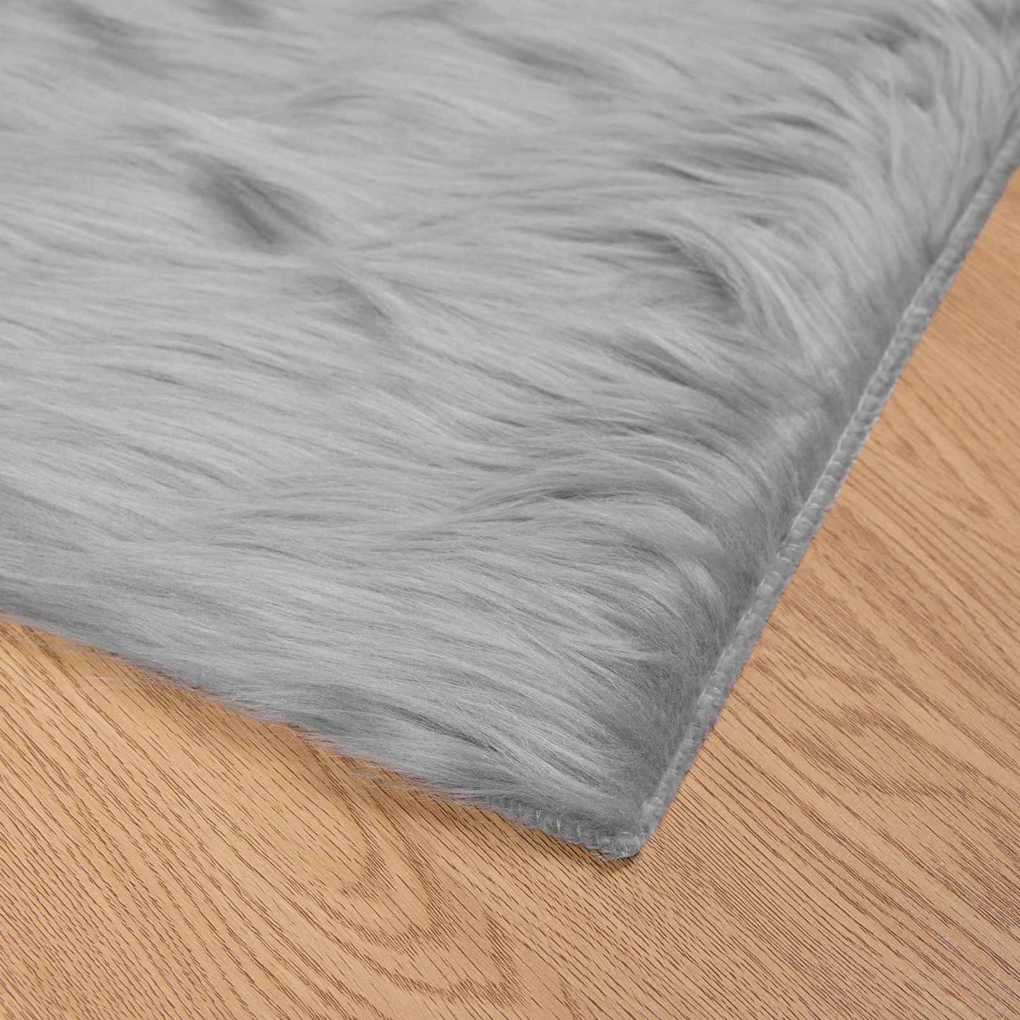 Fusk saueskinnteppe TAFALLA Grå 200 x 200 cm Polyester