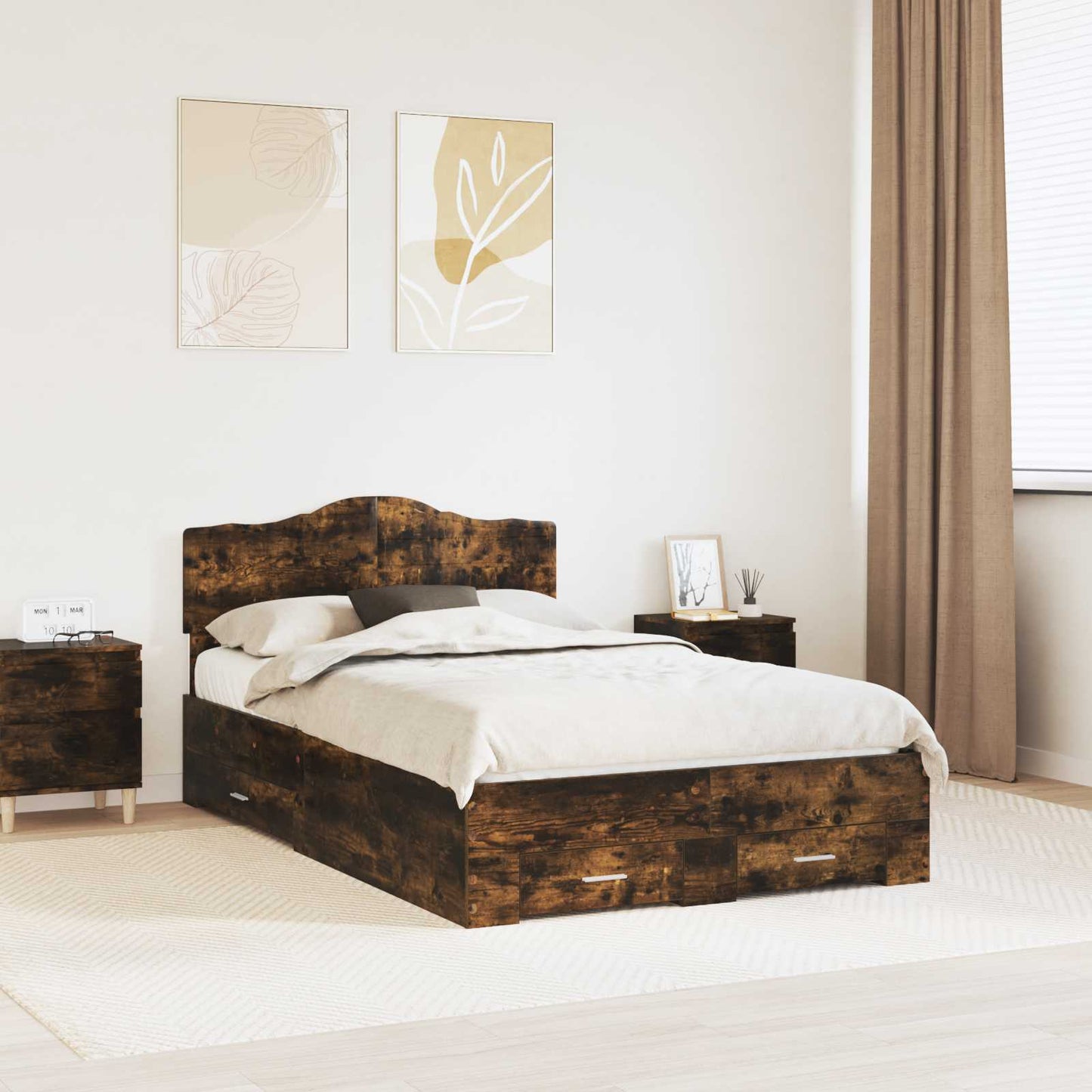 Sengestamme med hodegjerde Røkt eik 135 x 190 cm Konstruert tre