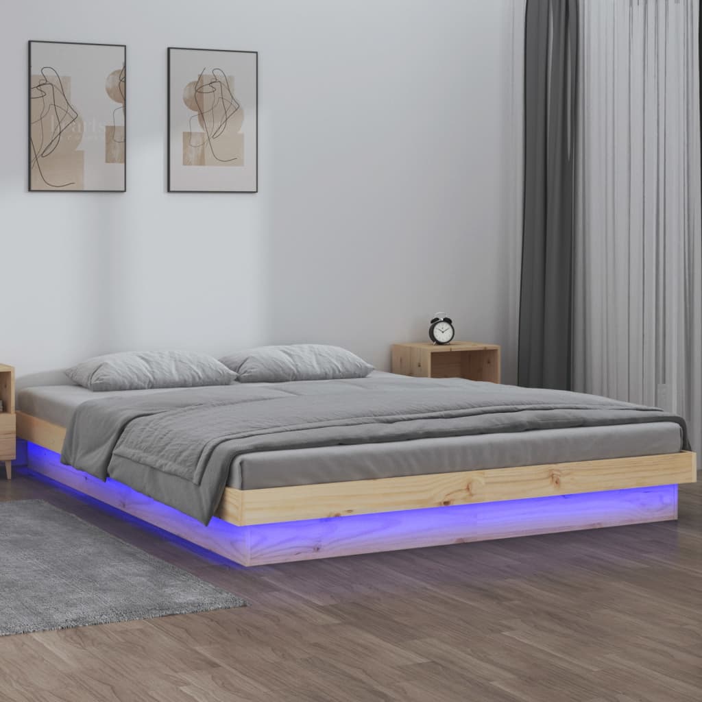 Sengeramme med LED 120x200 cm heltre