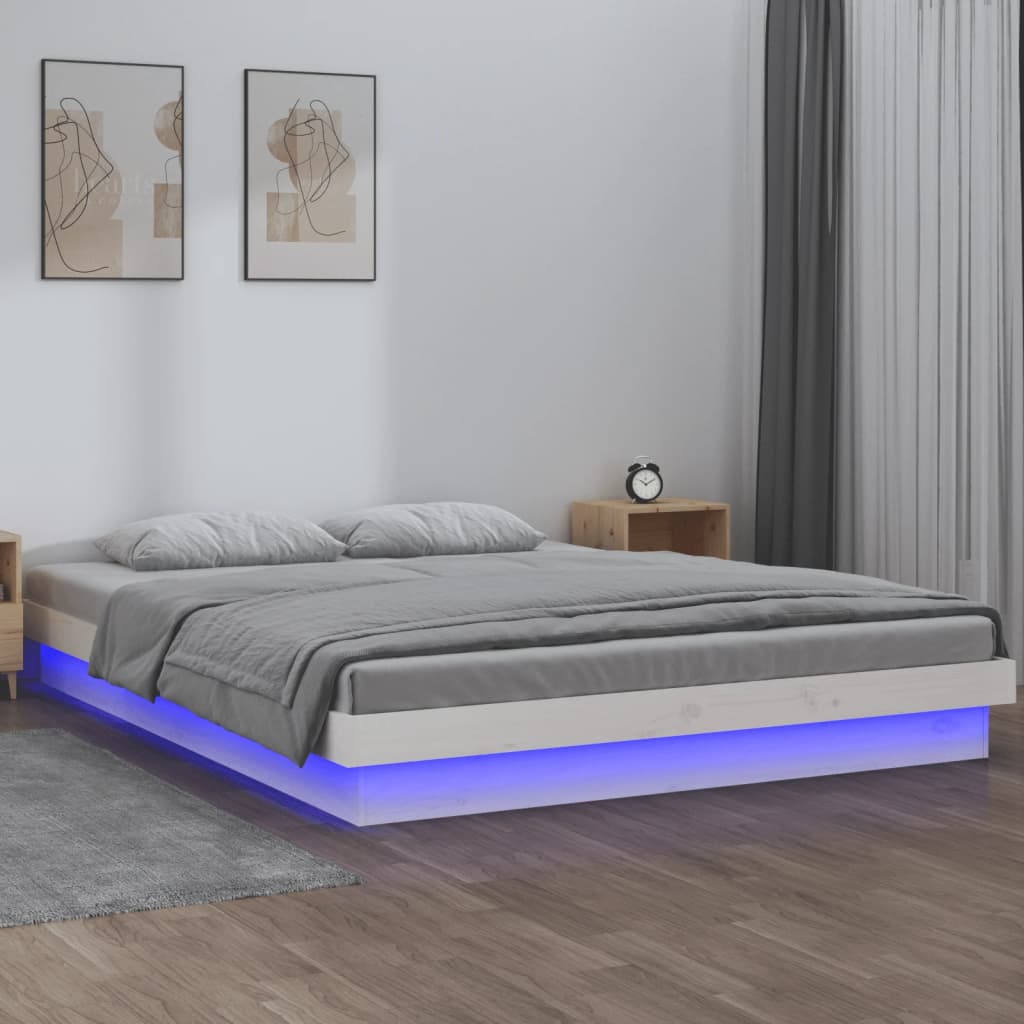 Sengeramme med LED hvit 140x190 cm heltre