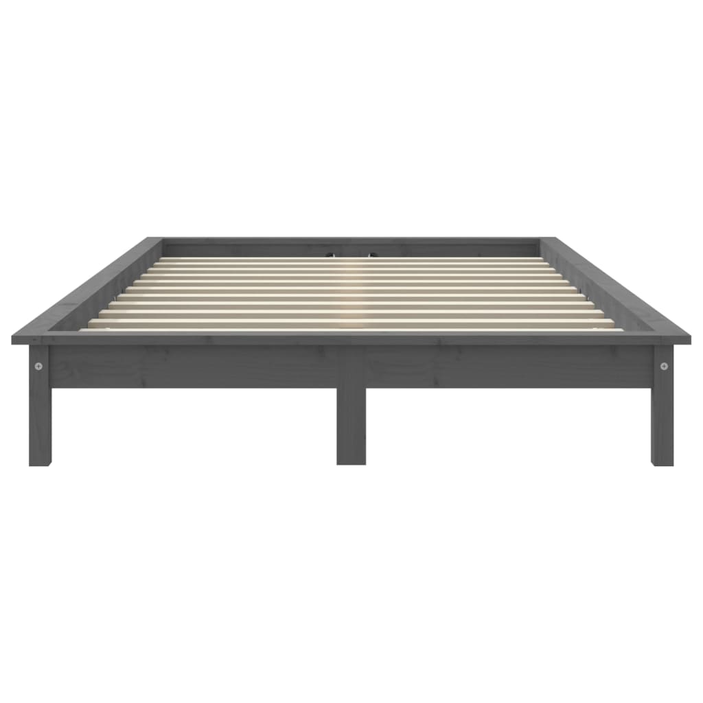 Sengeramme grå 200x200 cm heltre furu