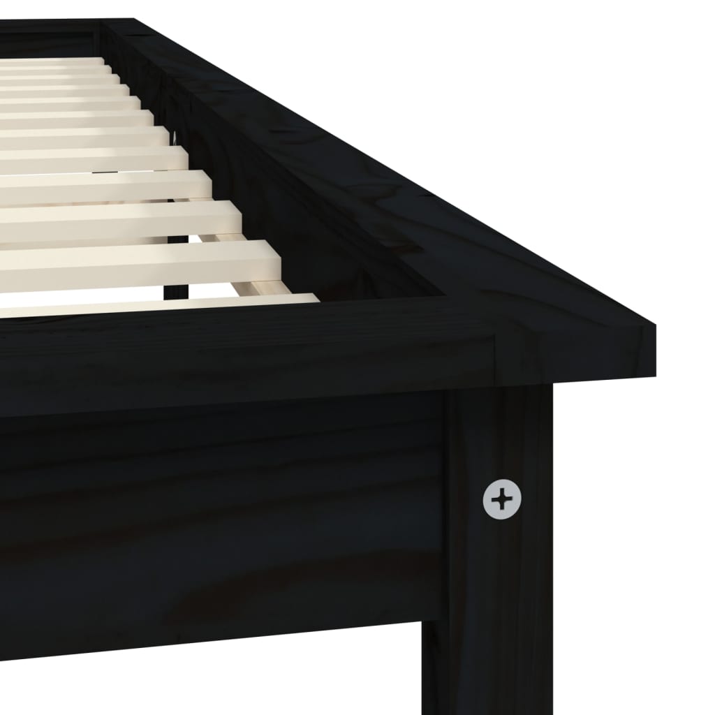 Sengeramme svart 140x190 cm heltre furu