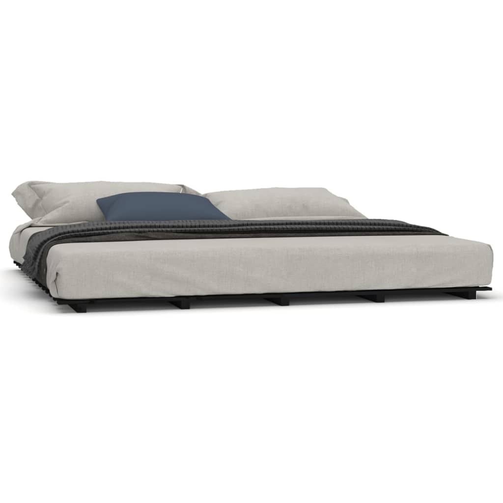 Sengeramme svart 200x200 cm heltre furu