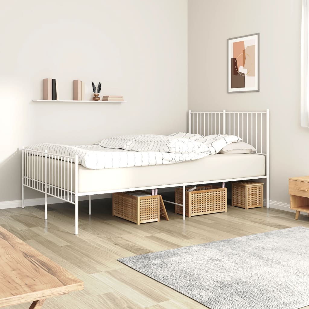 Sengeramme i metall med hode- og fotgavl hvit 140x190 cm