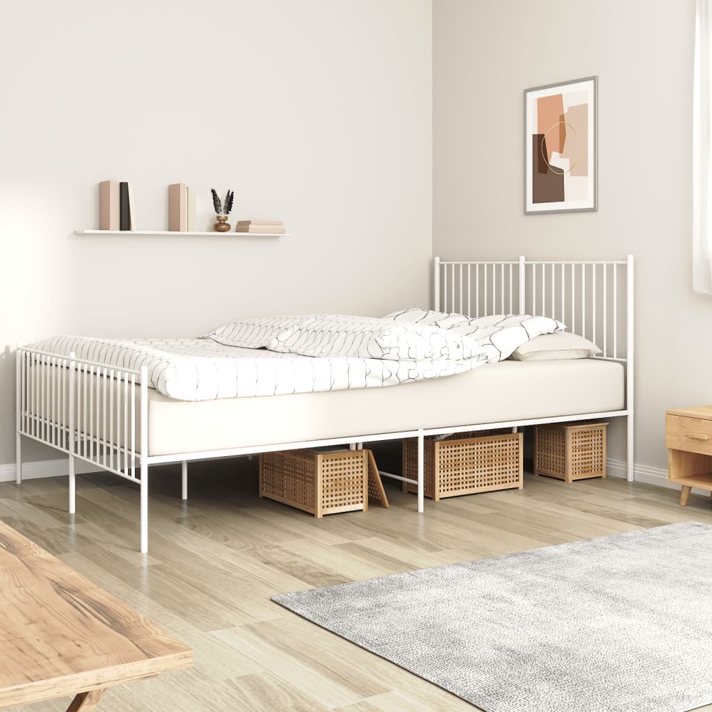 Sengeramme i metall med hode- og fotgavl hvit 150x200 cm