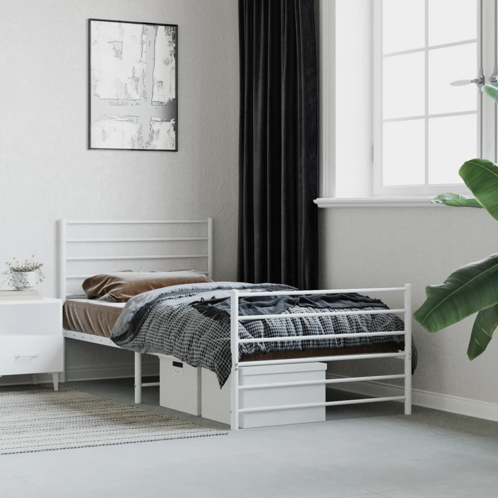 Sengeramme i metall med hode- og fotgavl hvit 100x200 cm