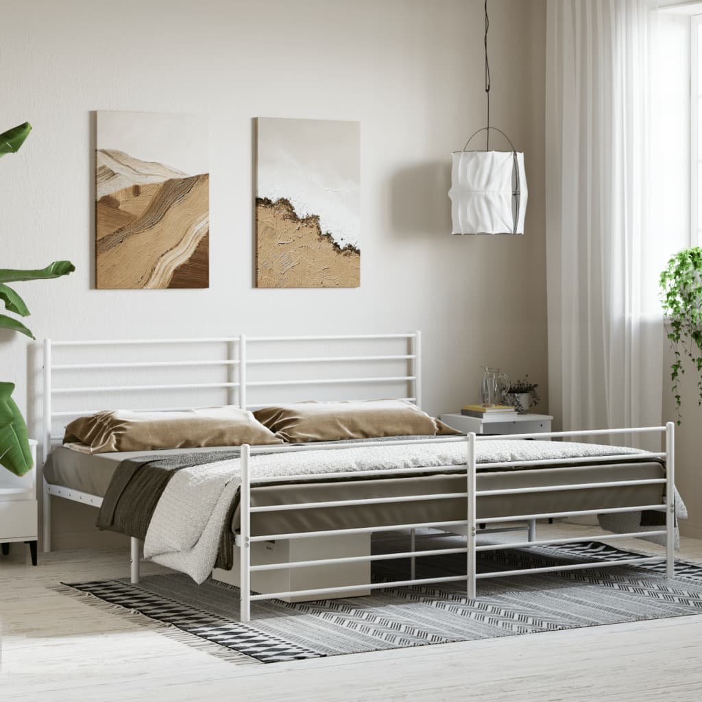 Sengeramme i metall med hode- og fotgavl hvit 200x200 cm